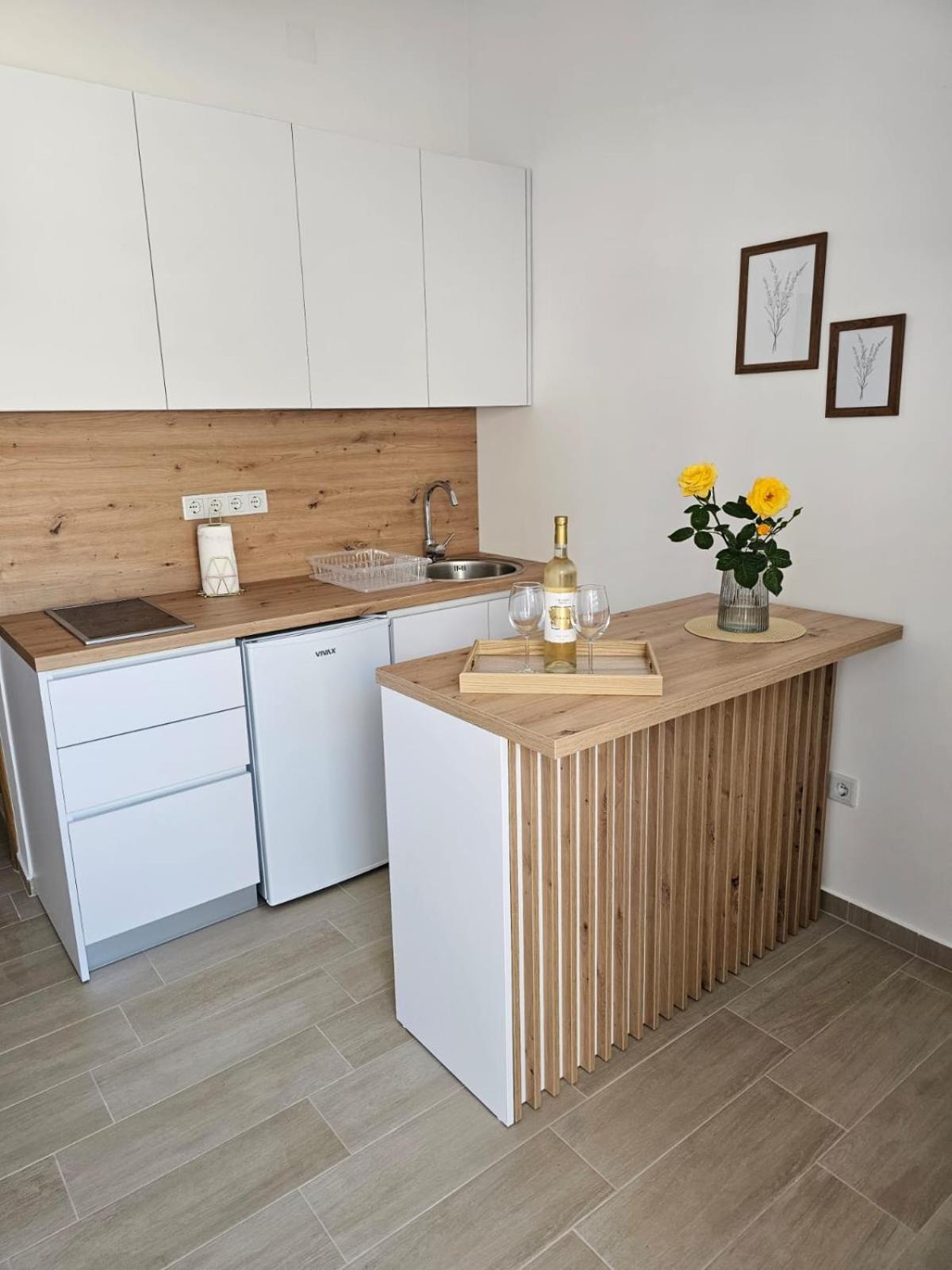 Apartmani Butigan-Tiha Luka Neum Eksteriør bilde